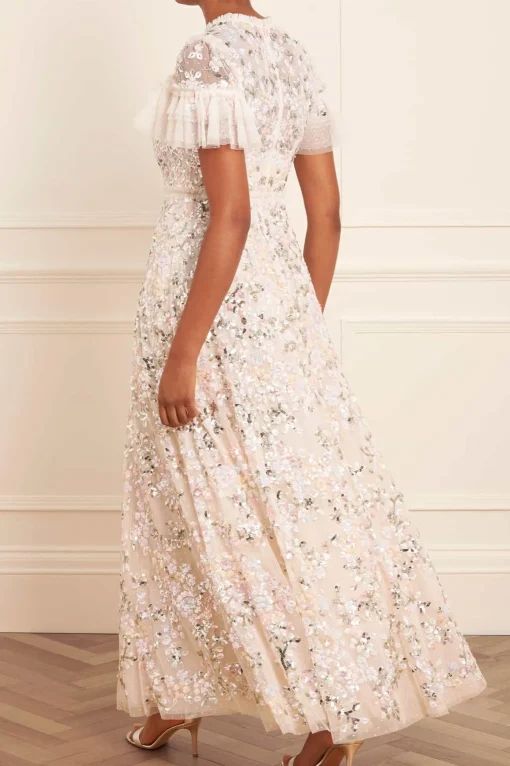 Dream Garland Gloss Round Neck Gown